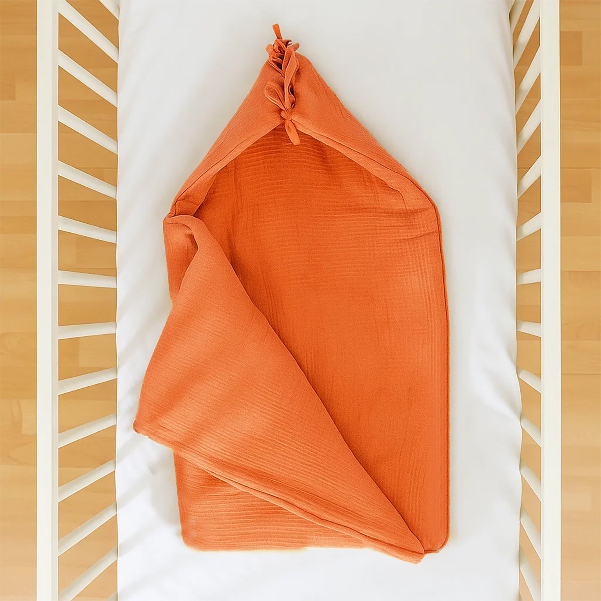 Babynest aus Bio-Baumwolle Erdbeer