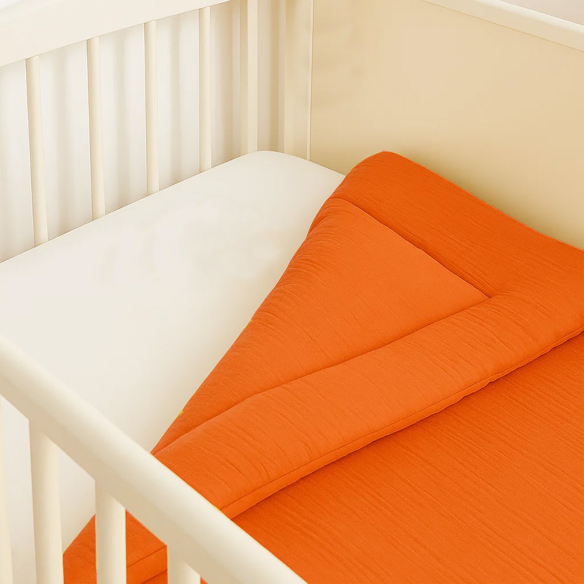 Steppdecke aus Bio-Baumwolle Erdbeerfarbe