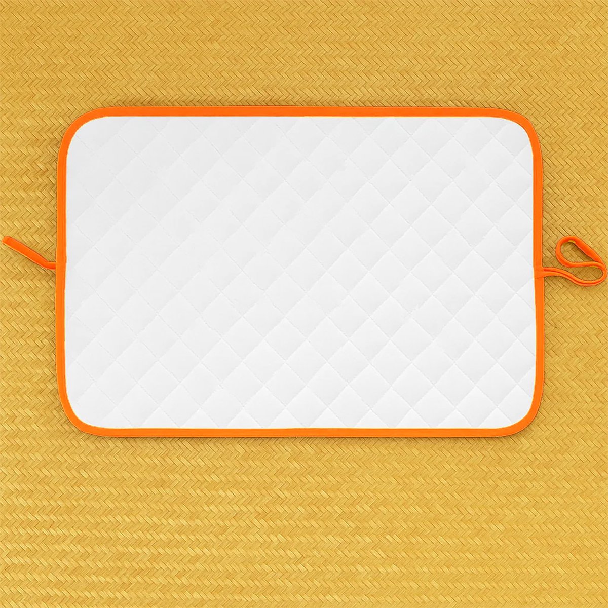 Mobile Wickelunterlage aus Bio-Baumwolle Erdbeerfarbe