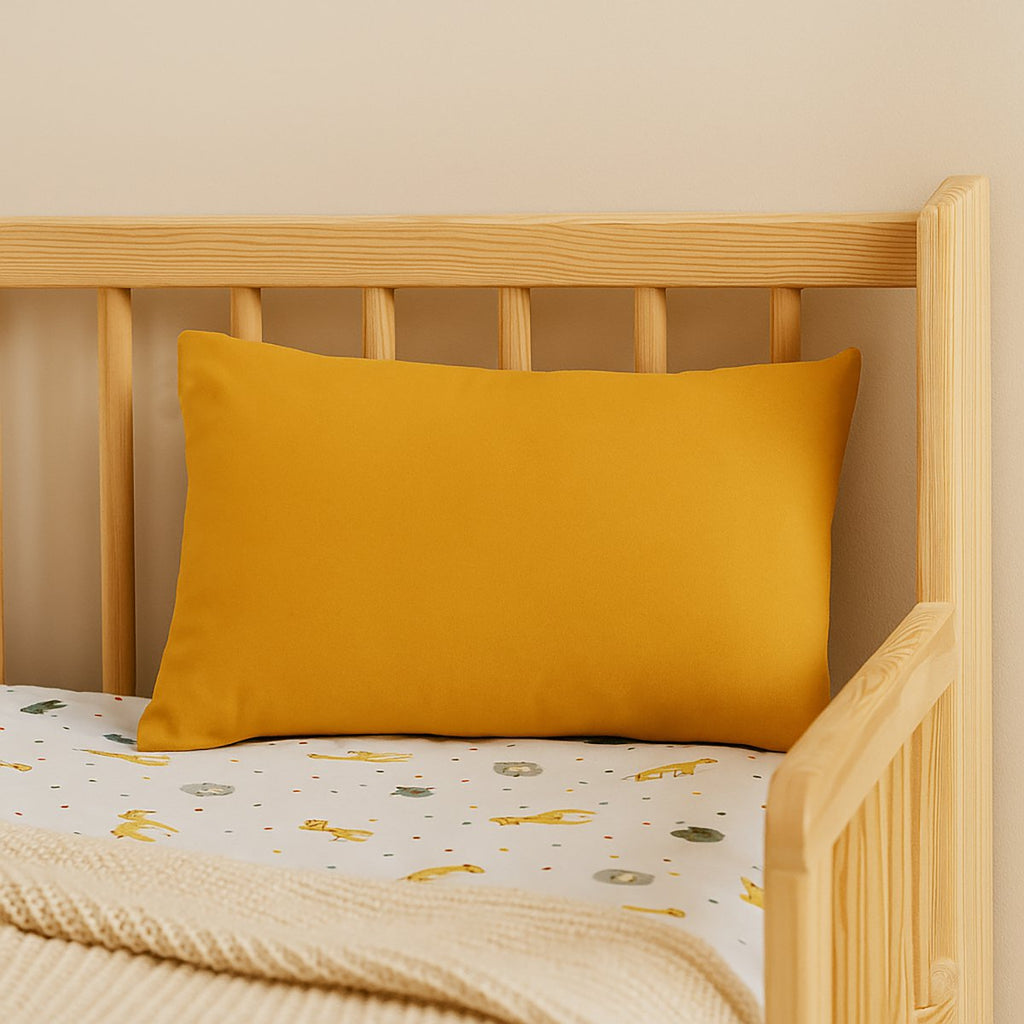 Rechteckiges Kissen aus Bio-Baumwolle Honigfarbe