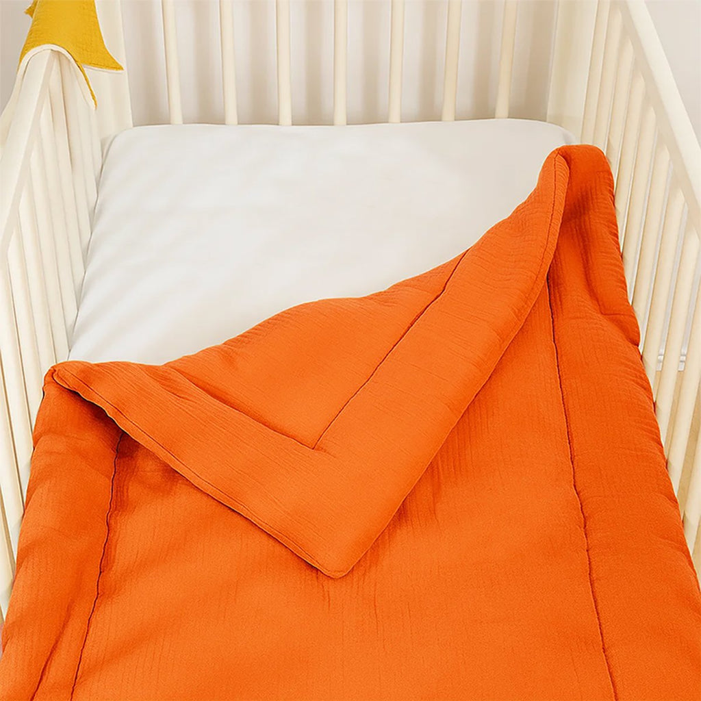 Steppdecke aus Bio-Baumwolle Erdbeerfarbe