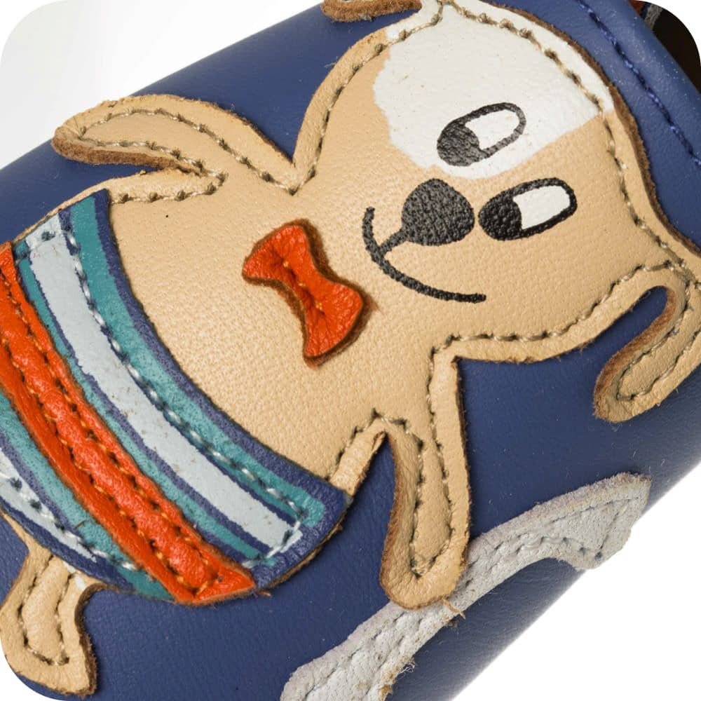 Babyschuhe aus weichem Leder Hund im Meer