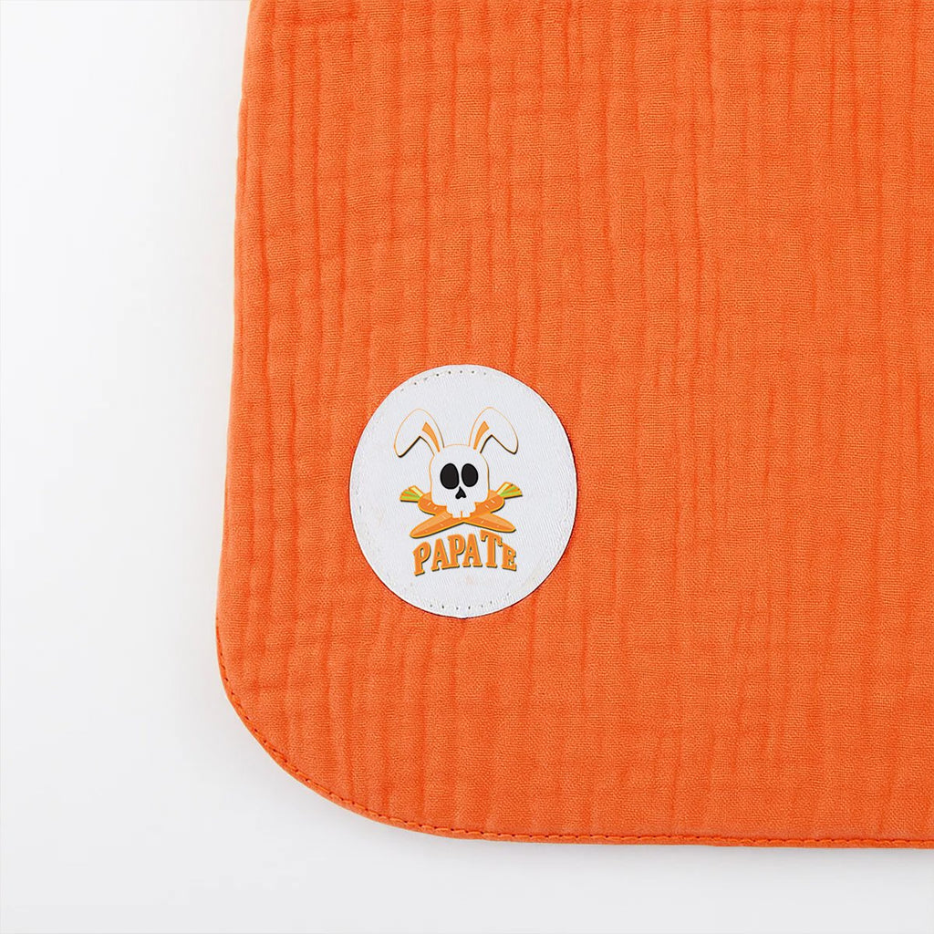 Lätzchen aus Bio-Baumwolle Erdbeerfarbe