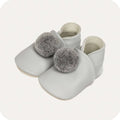 Babyschuhe mit Pompons Grau
